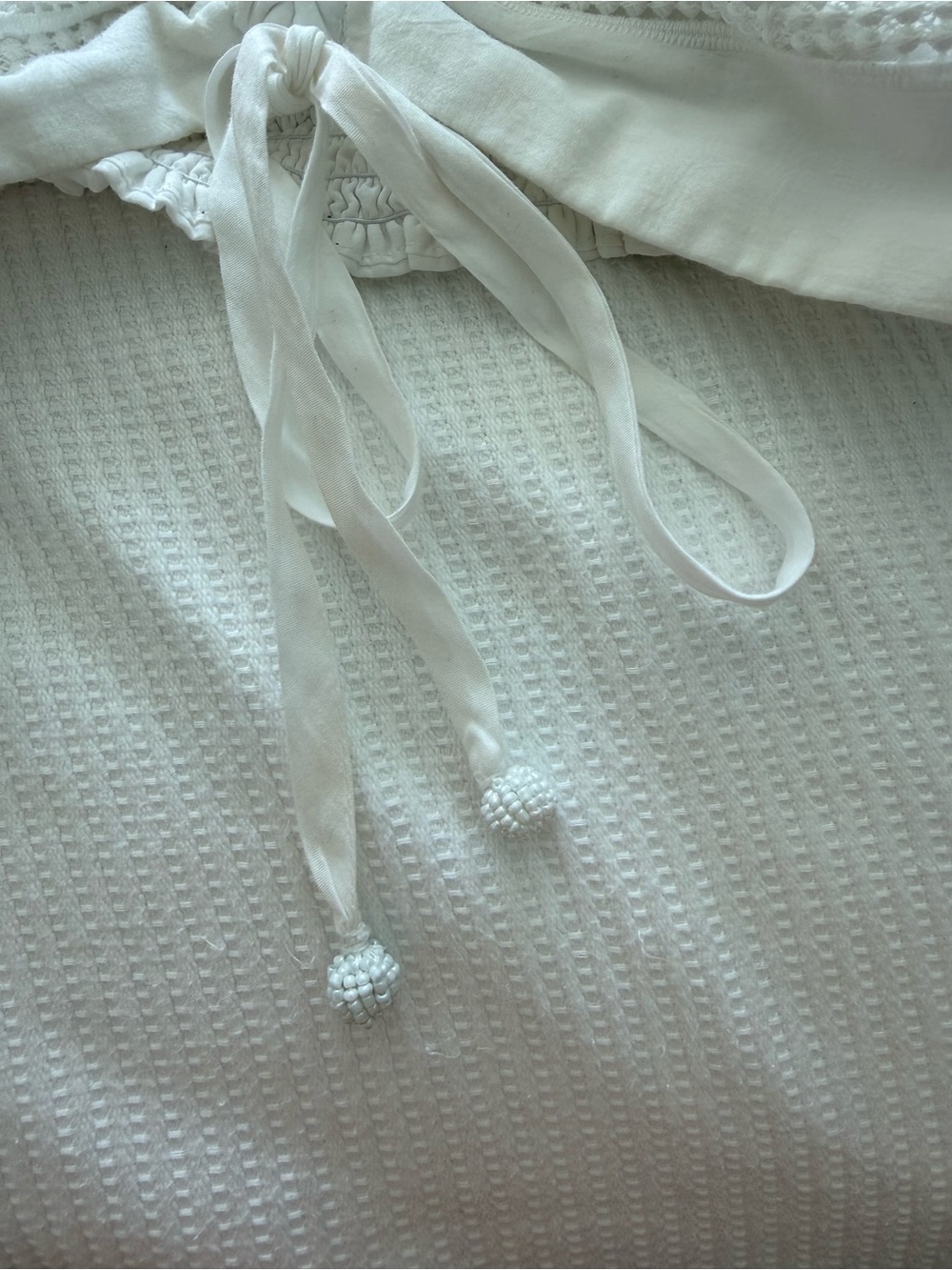 Waimari White Lace-Trim Ruched Crop Top - Women - Picture 4 of 4